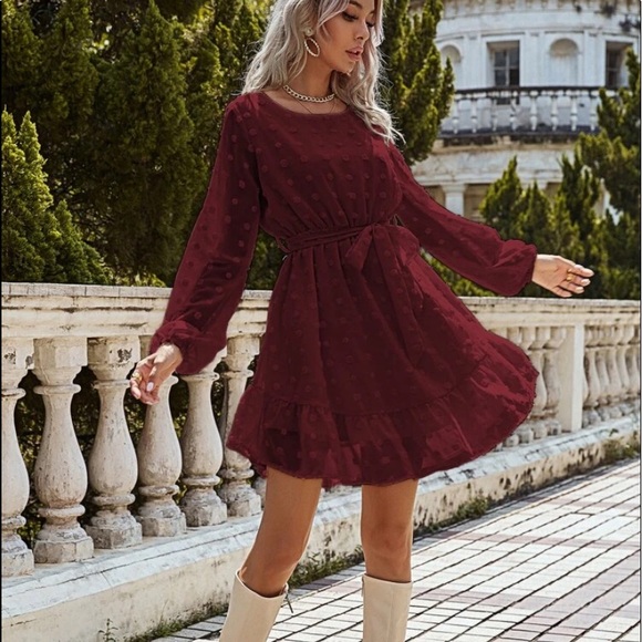 ❤️💜🔥🌺Absolutely Gorgeous Dress - Picture 2 of 12